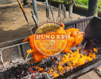 Heo Quay Cúng Tất Niên Quận Bình Tân