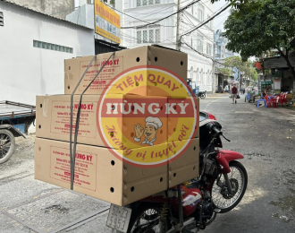 Heo Quay Cúng Tất Niên tại Bình Chánh